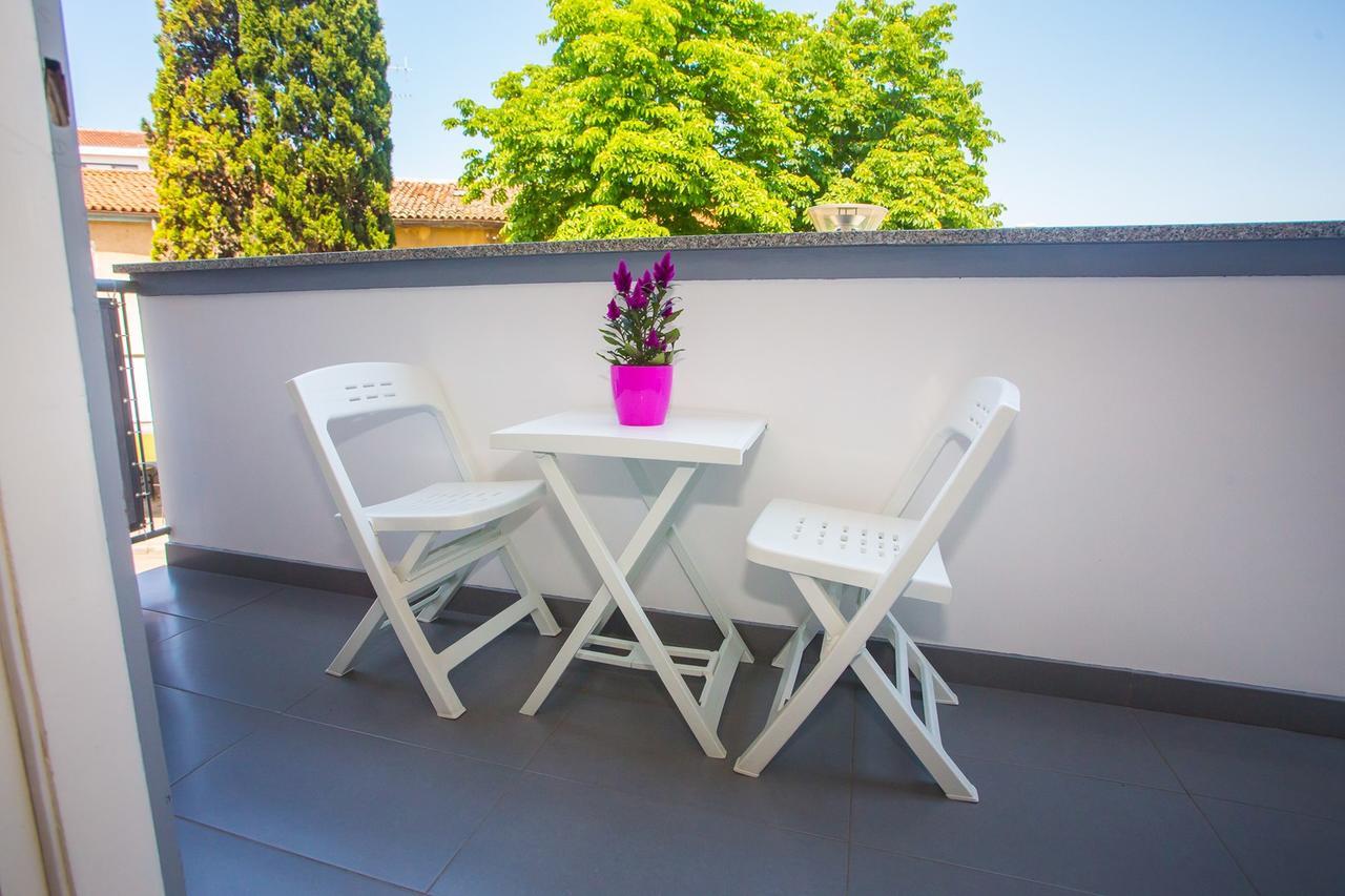 Apartment Mirjana โปเรช ภายนอก รูปภาพ