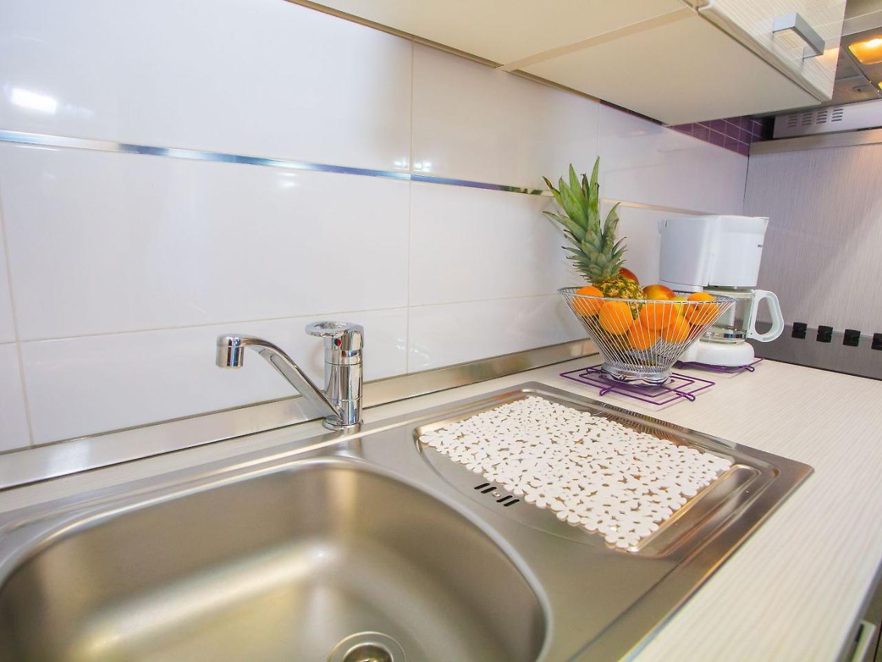Apartment Mirjana โปเรช ภายนอก รูปภาพ