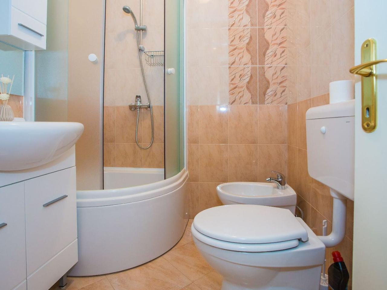 Apartment Mirjana โปเรช ภายนอก รูปภาพ